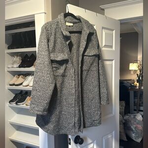 Melody’s women’s grey trench, size XL